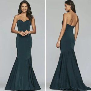 Worn Once Faviana Emerald Green Strapless Formal Mermaid Gown (Style S10213)